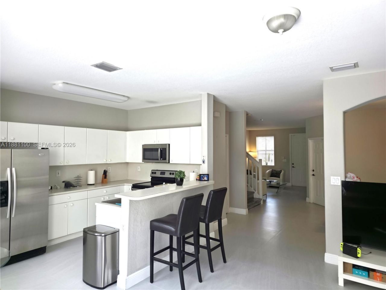 8069 NW 108th Pl, Doral, FL 33178 Photo