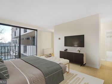 4141 HENDERSON ROAD, Unit 303, ARLINGTON, VA 22203