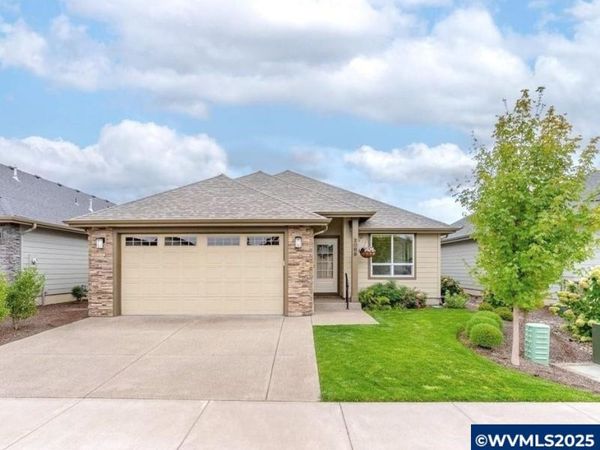 2089 SE Academy St, Dallas, OR 97338