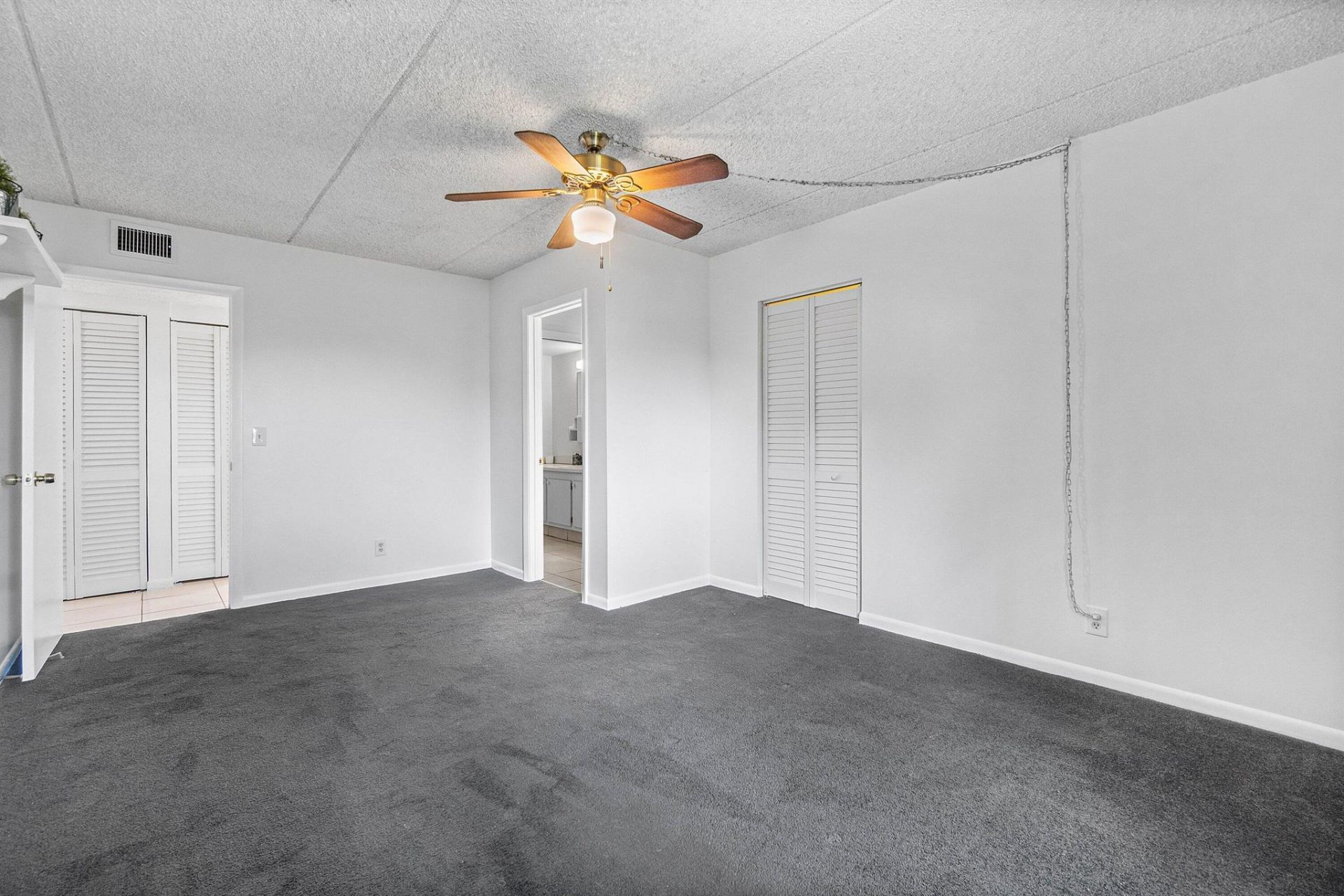 1876 Fairview Villas Drive, Unit 3, Palm Springs, FL 33406 Photo