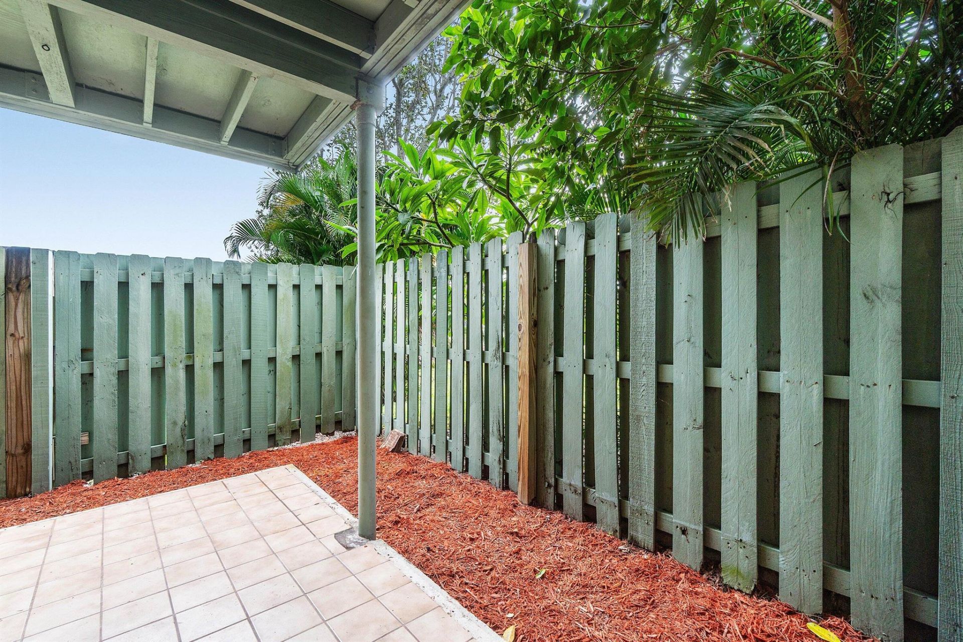 1876 Fairview Villas Drive, Unit 3, Palm Springs, FL 33406 Photo