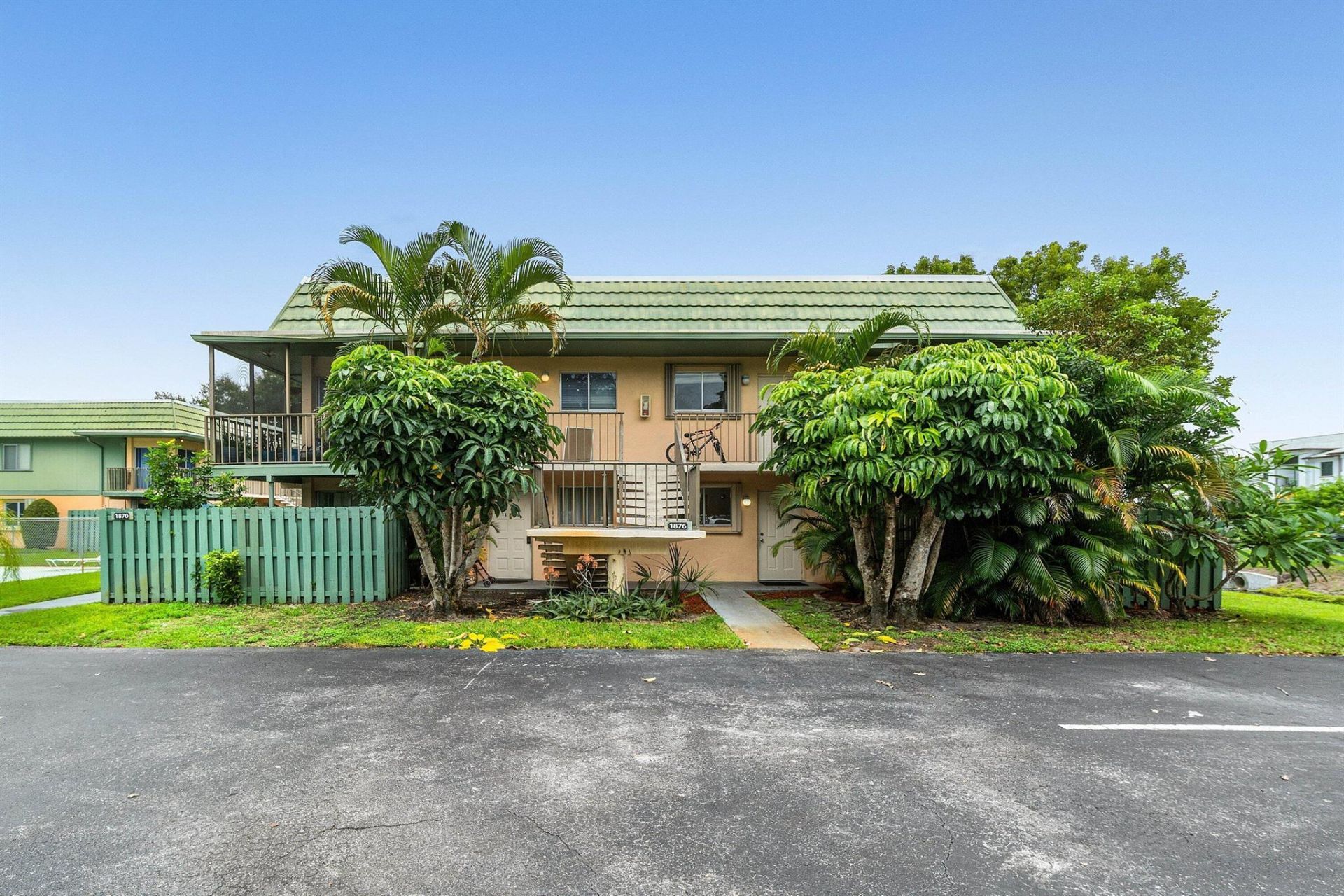 1876 Fairview Villas Drive, Unit 3, Palm Springs, FL 33406 Photo