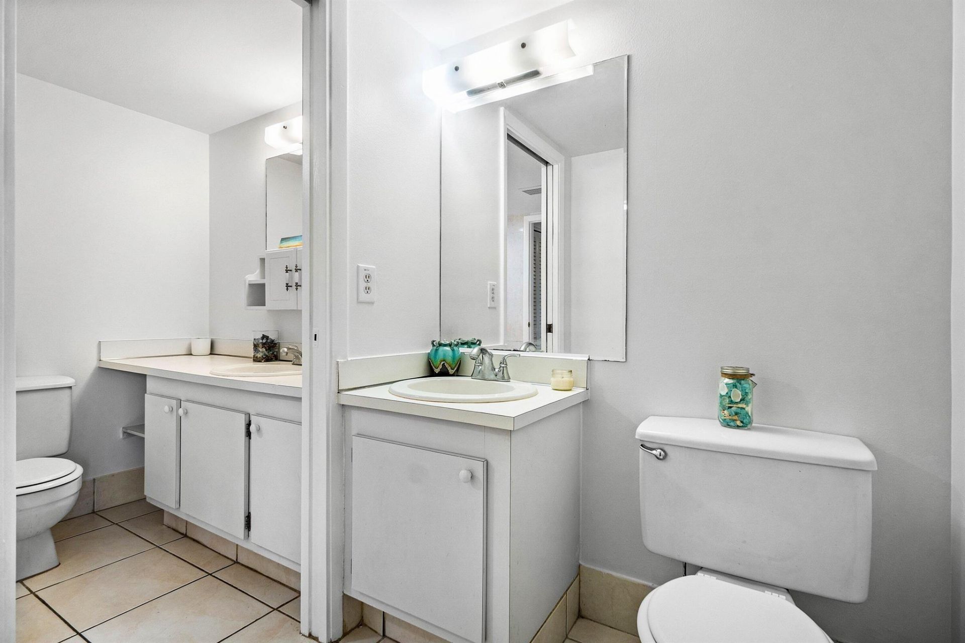 1876 Fairview Villas Drive, Unit 3, Palm Springs, FL 33406 Photo