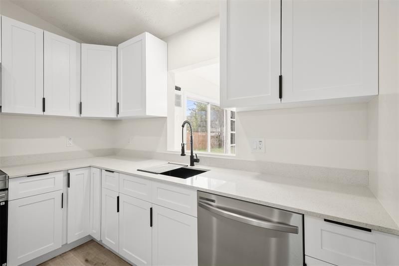 461 SW Meadow Ter, Port Saint Lucie, FL 34984 Photo