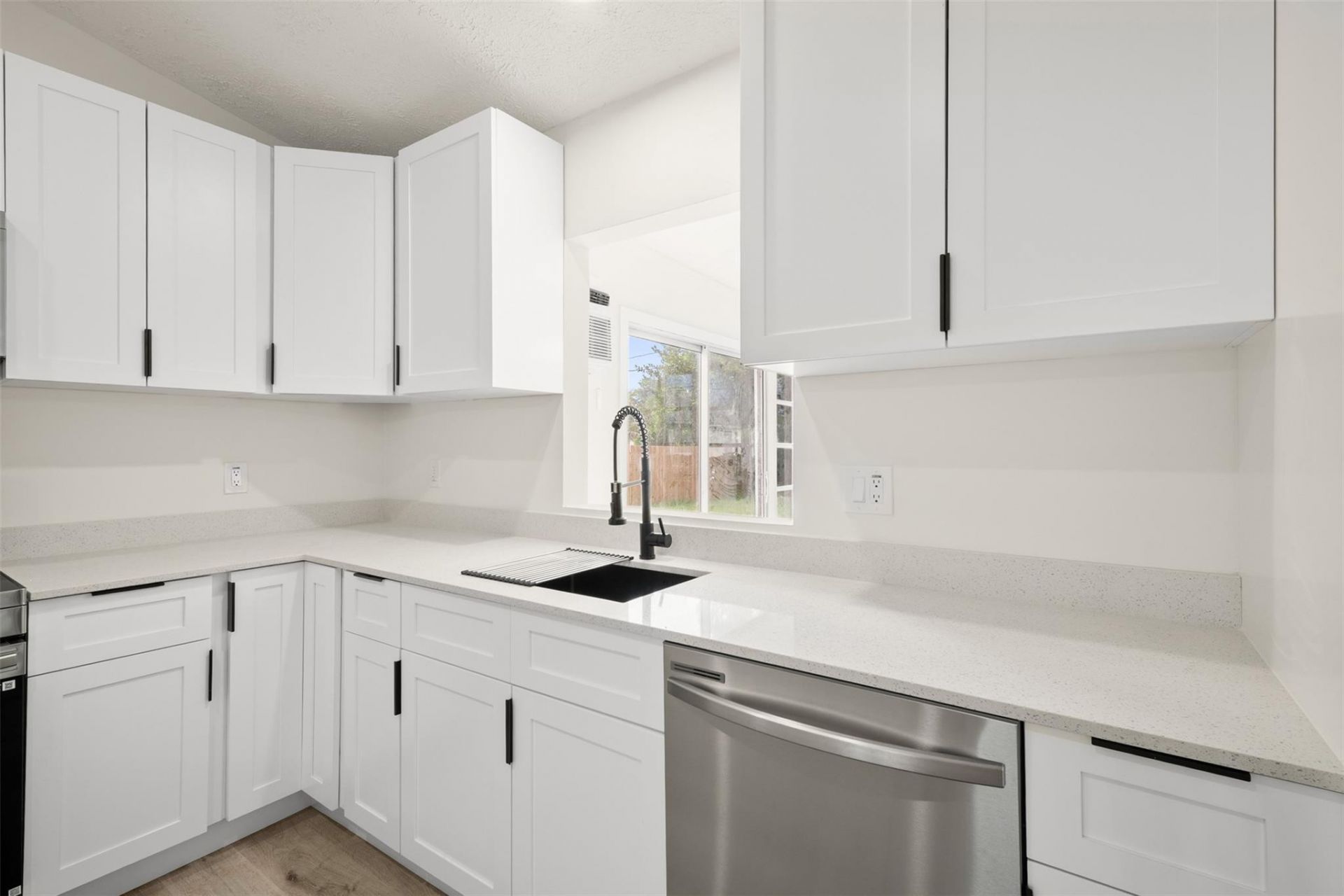 461 SW Meadow Terrace, Port Saint Lucie, FL 34984 Photo