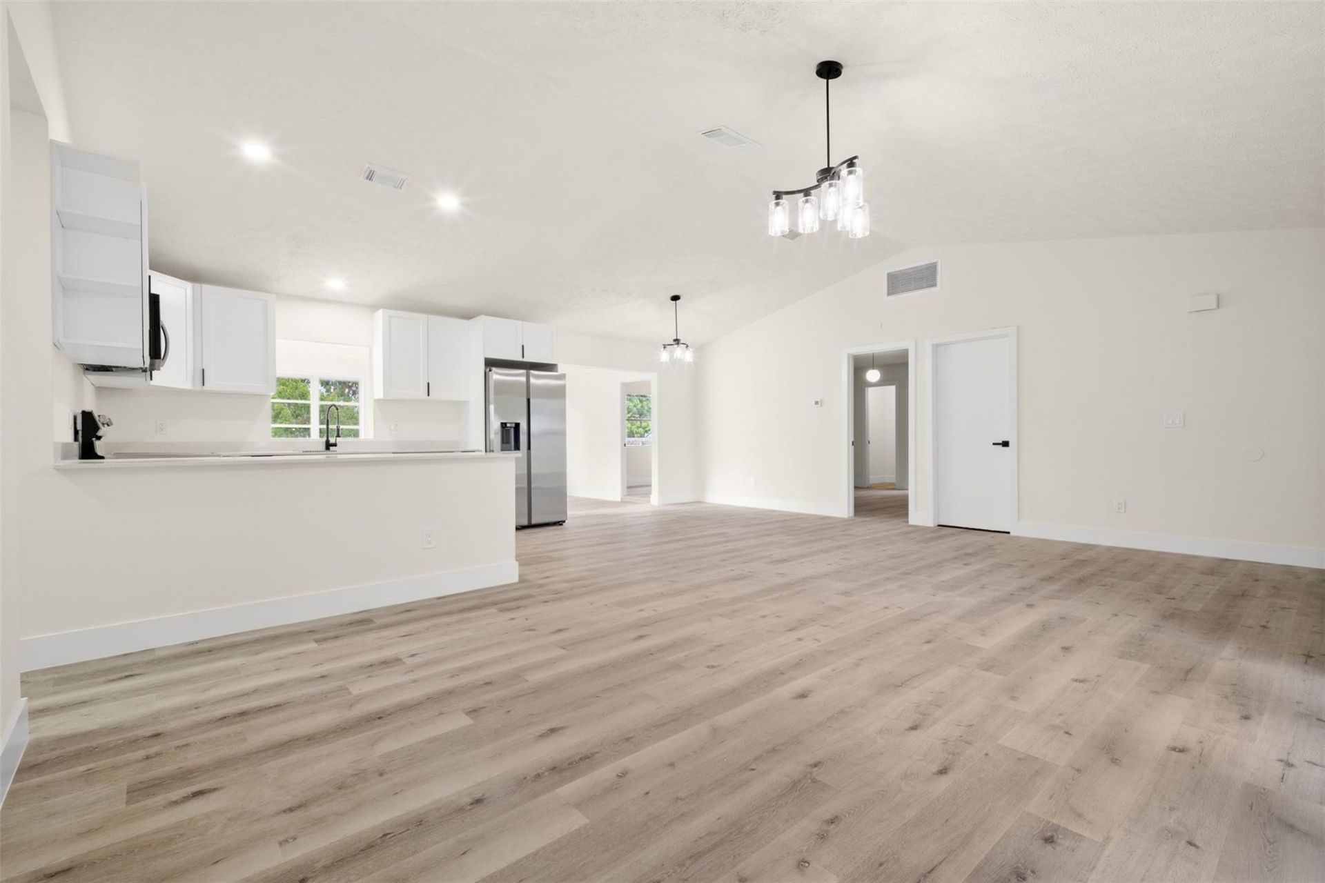 461 SW Meadow Terrace, Port Saint Lucie, FL 34984 Photo