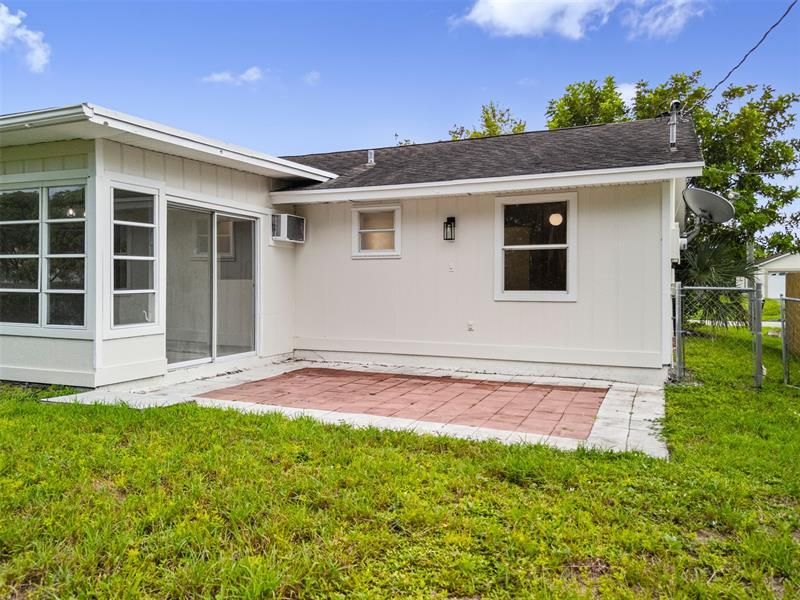 461 SW Meadow Ter, Port Saint Lucie, FL 34984 Photo