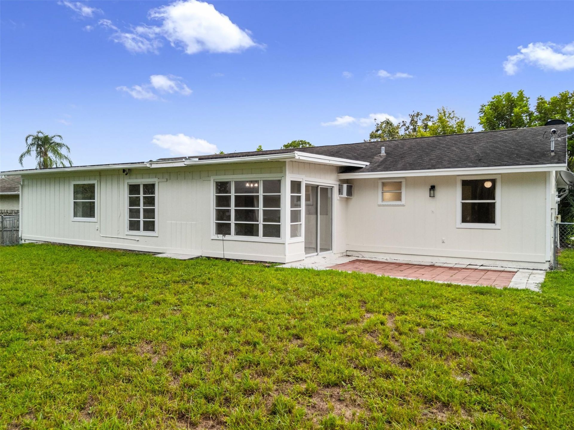 461 SW Meadow Terrace, Port Saint Lucie, FL 34984 Photo