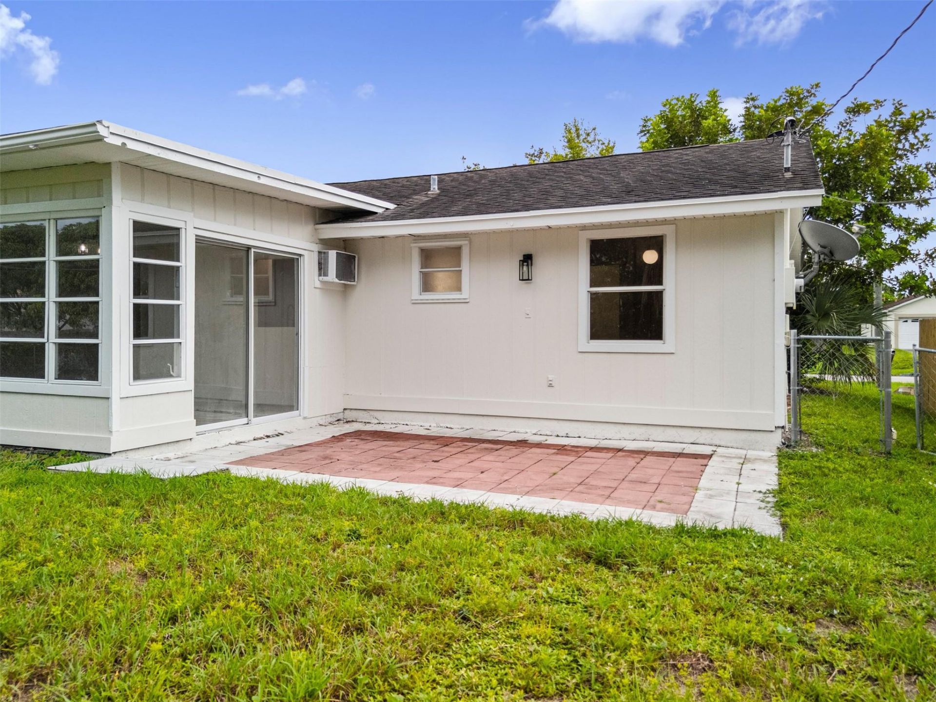 461 SW Meadow Terrace, Port Saint Lucie, FL 34984 Photo