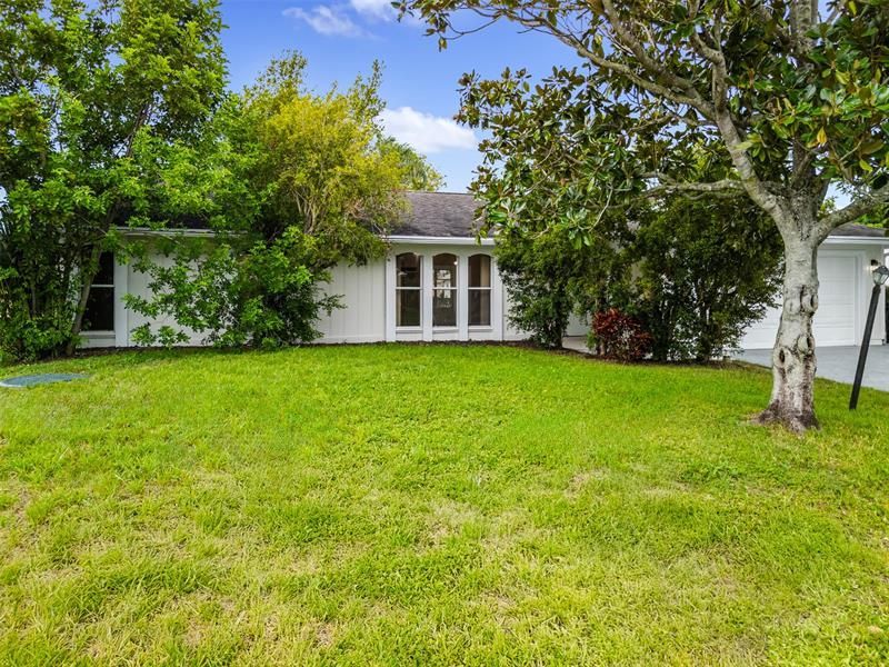 461 SW Meadow Ter, Port Saint Lucie, FL 34984 Photo