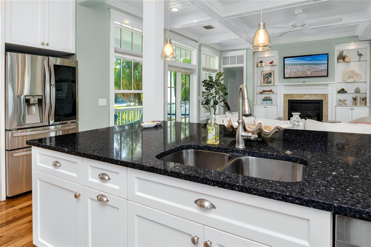 107 10th Avenue, Saint Pete Beach, FL 33706 Photo