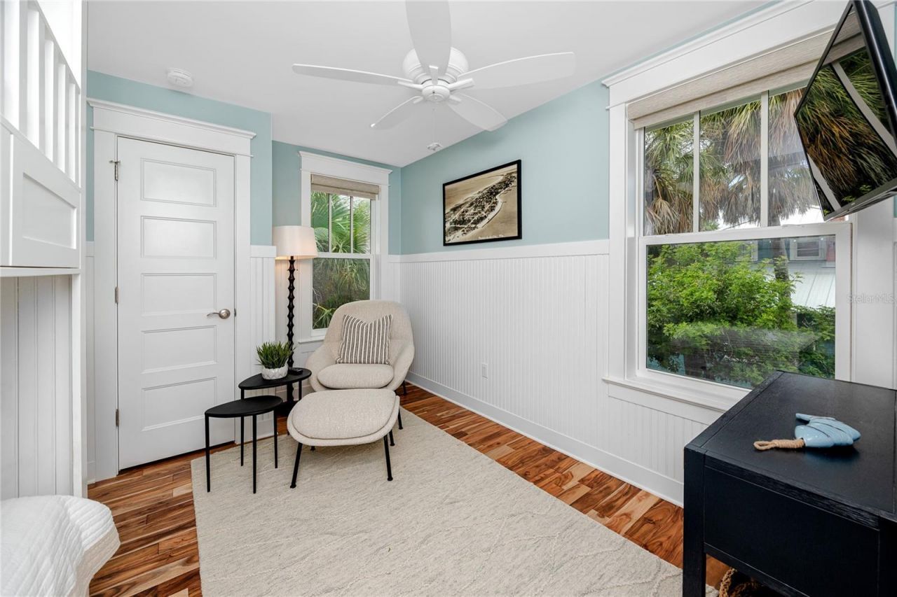 107 10th Avenue, Saint Pete Beach, FL 33706 Photo