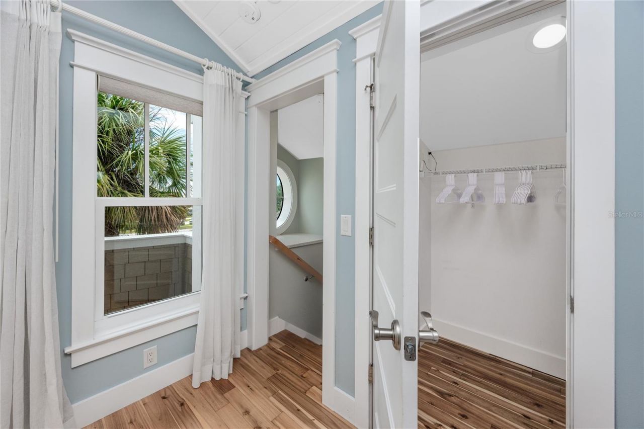 107 10th Avenue, Saint Pete Beach, FL 33706 Photo