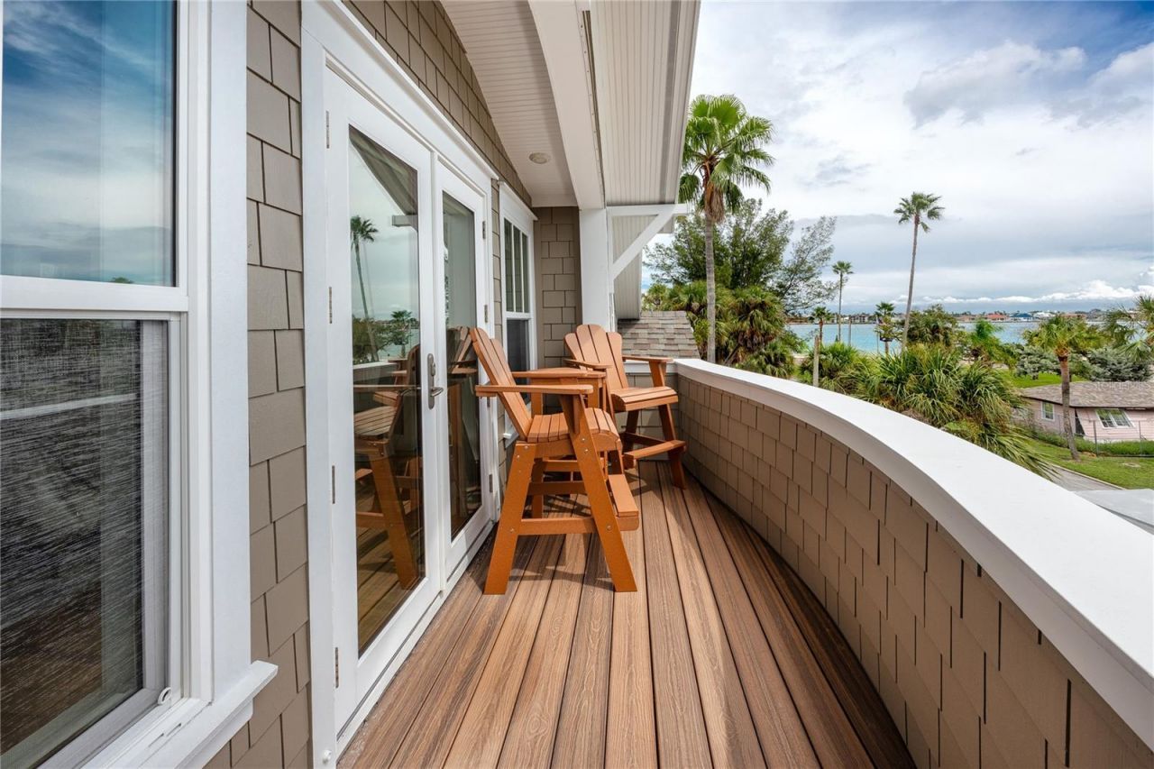 107 10th Avenue, Saint Pete Beach, FL 33706 Photo