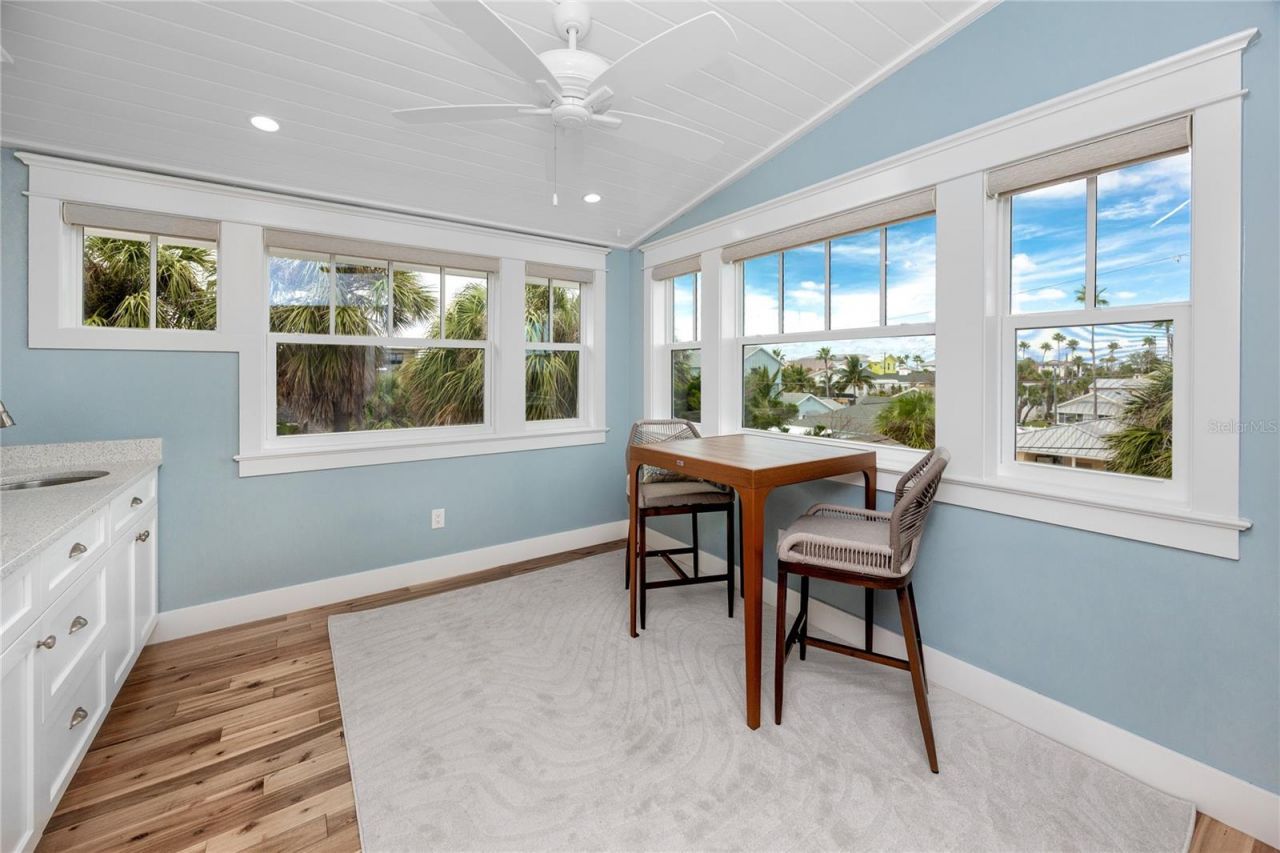 107 10th Avenue, Saint Pete Beach, FL 33706 Photo