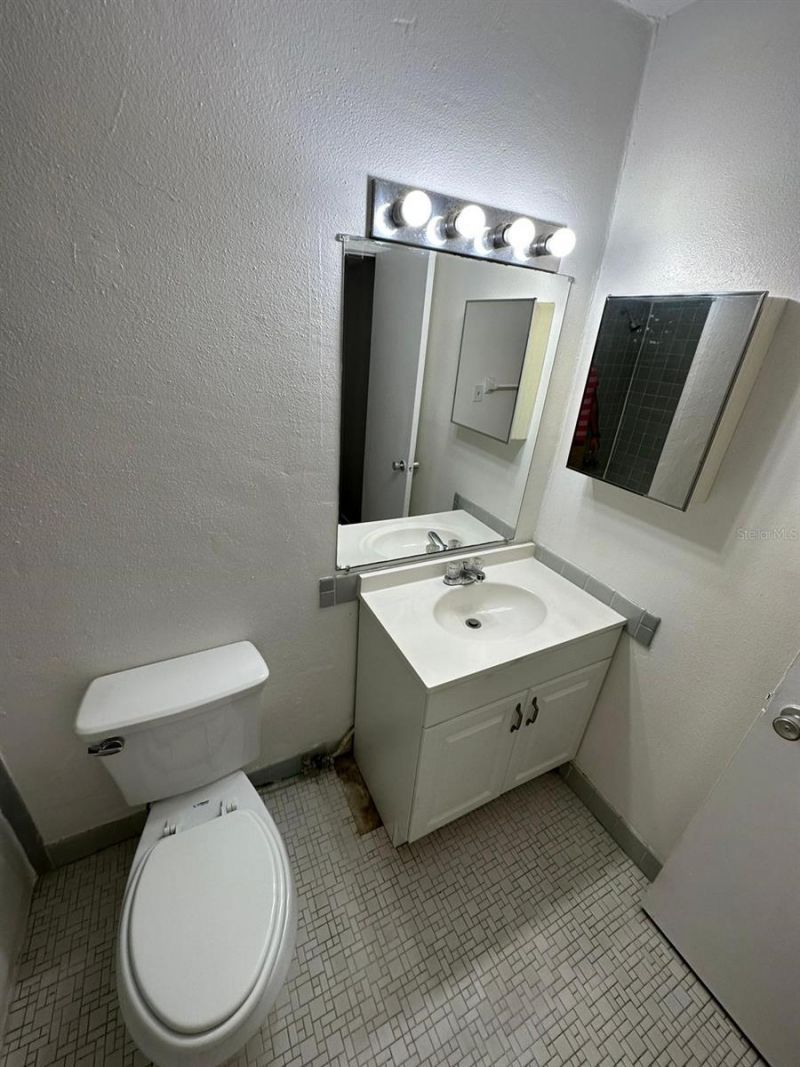 1830 Maravilla Avenue, Unit 314, Fort Myers, FL 33901 Photo