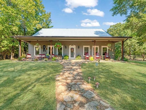 2205 County Road 44600, Blossom, TX 75416