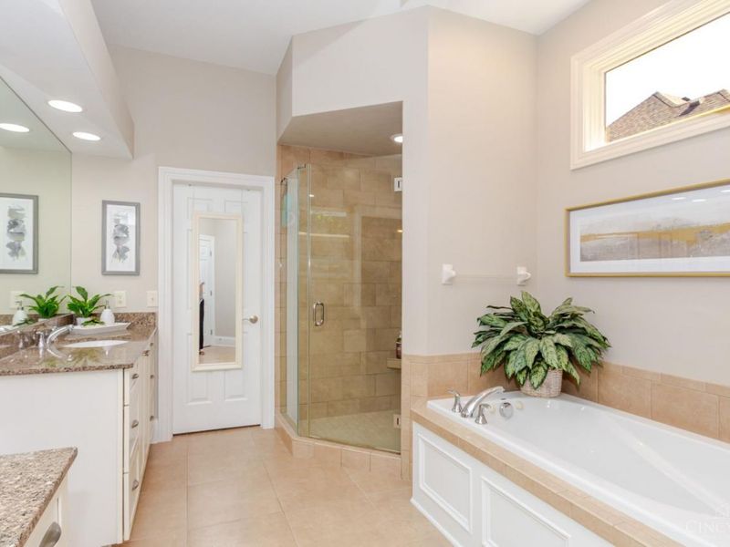 1384 Courtyard Place, Centerville, OH 45458 Photo 29