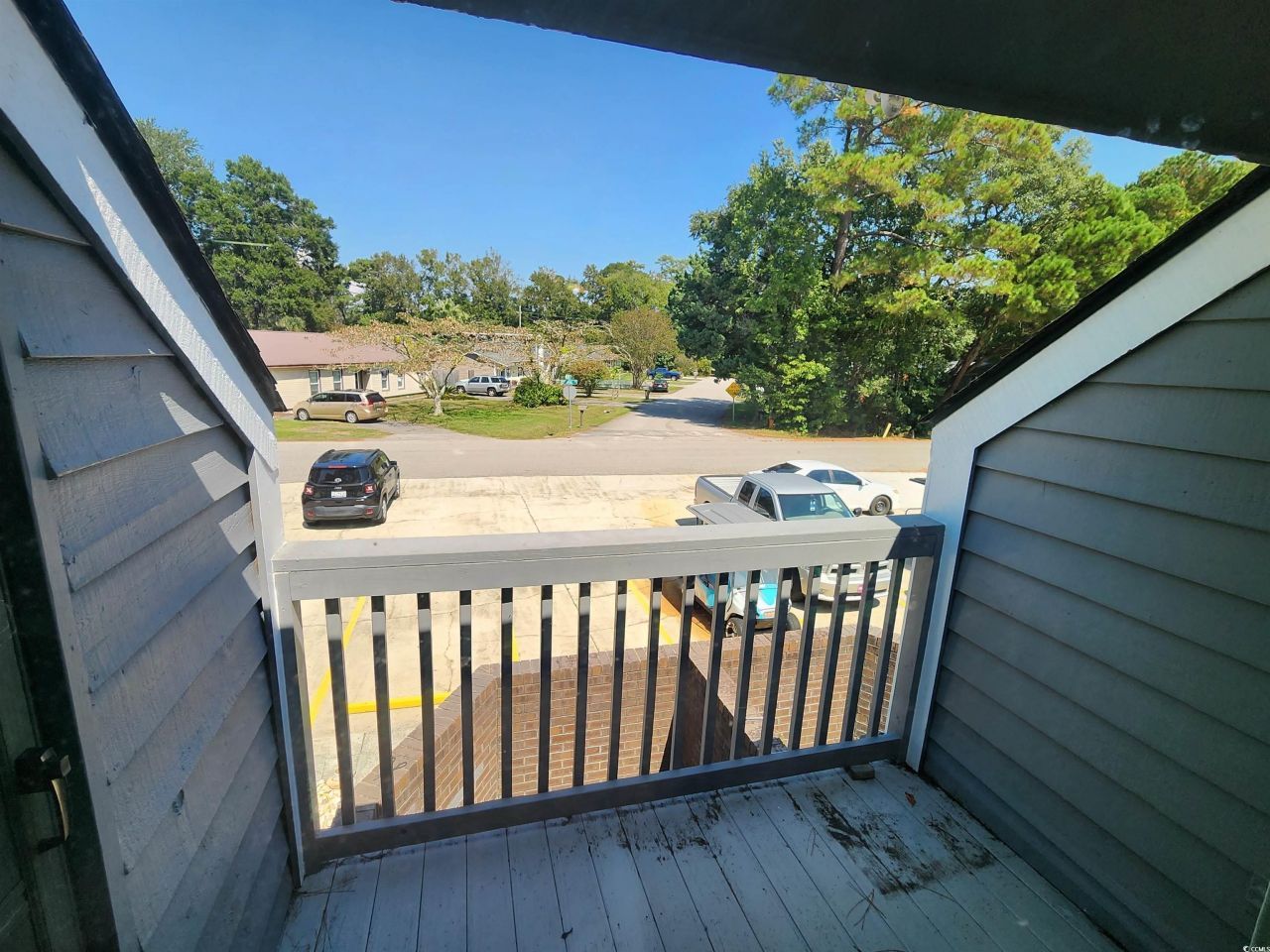 141 & 145 Colonial Circle Photo 15