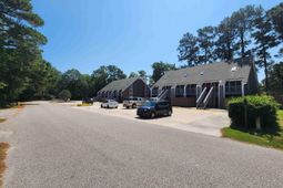 141 & 145 Colonial Circle photo 4