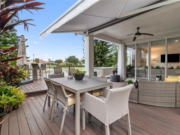 11257 NW 78th St, Doral, FL 33178