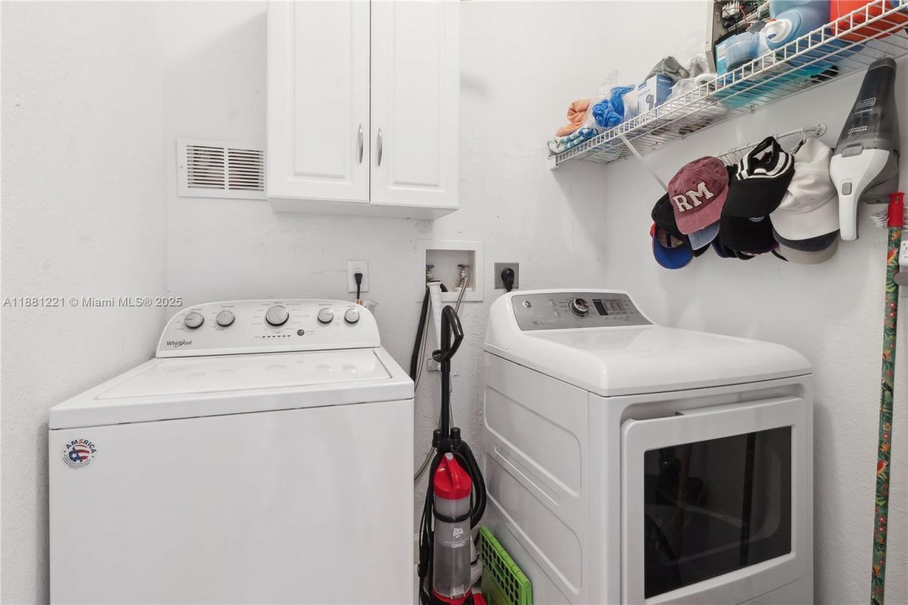 11257 NW 78th St, Doral, FL 33178 Photo