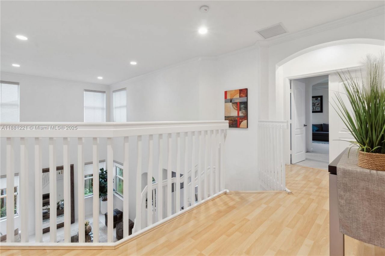 11257 NW 78th St, Doral, FL 33178 Photo