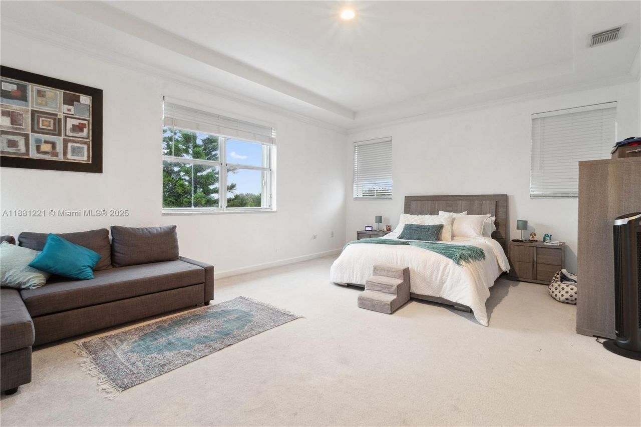 11257 NW 78th St, Doral, FL 33178 Photo