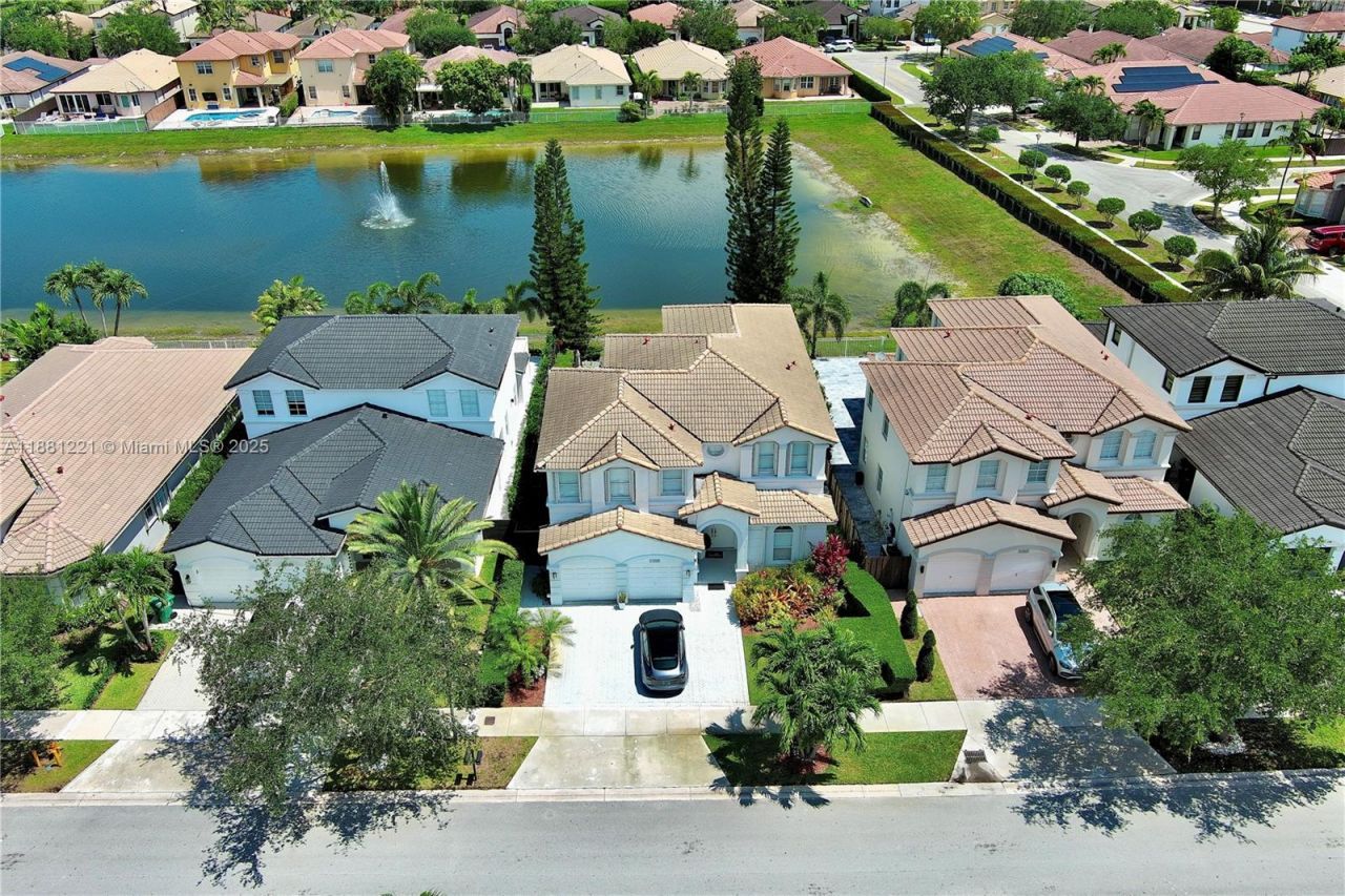 11257 NW 78th St, Doral, FL 33178 Photo