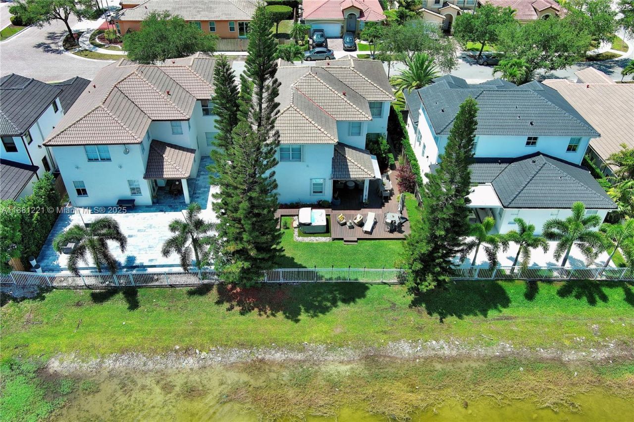 11257 NW 78th St, Doral, FL 33178 Photo