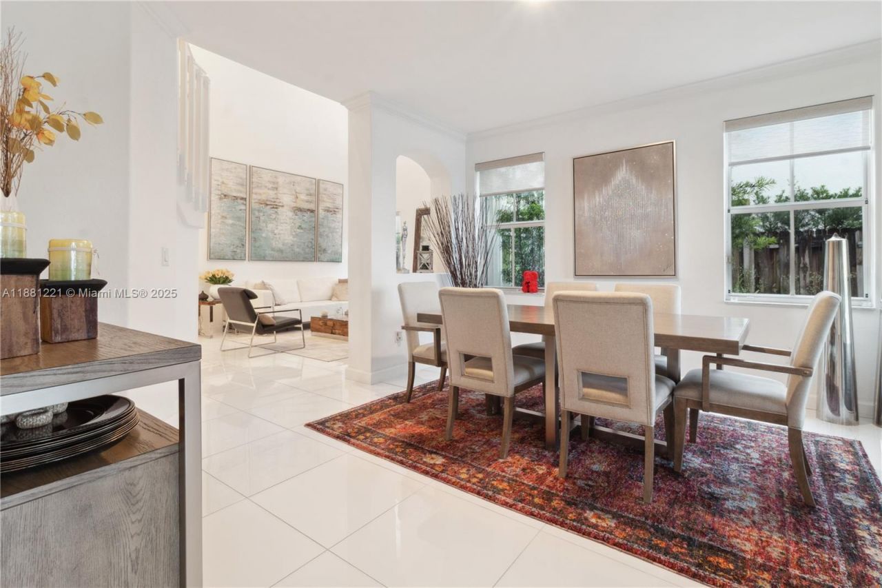 11257 NW 78th St, Doral, FL 33178 Photo