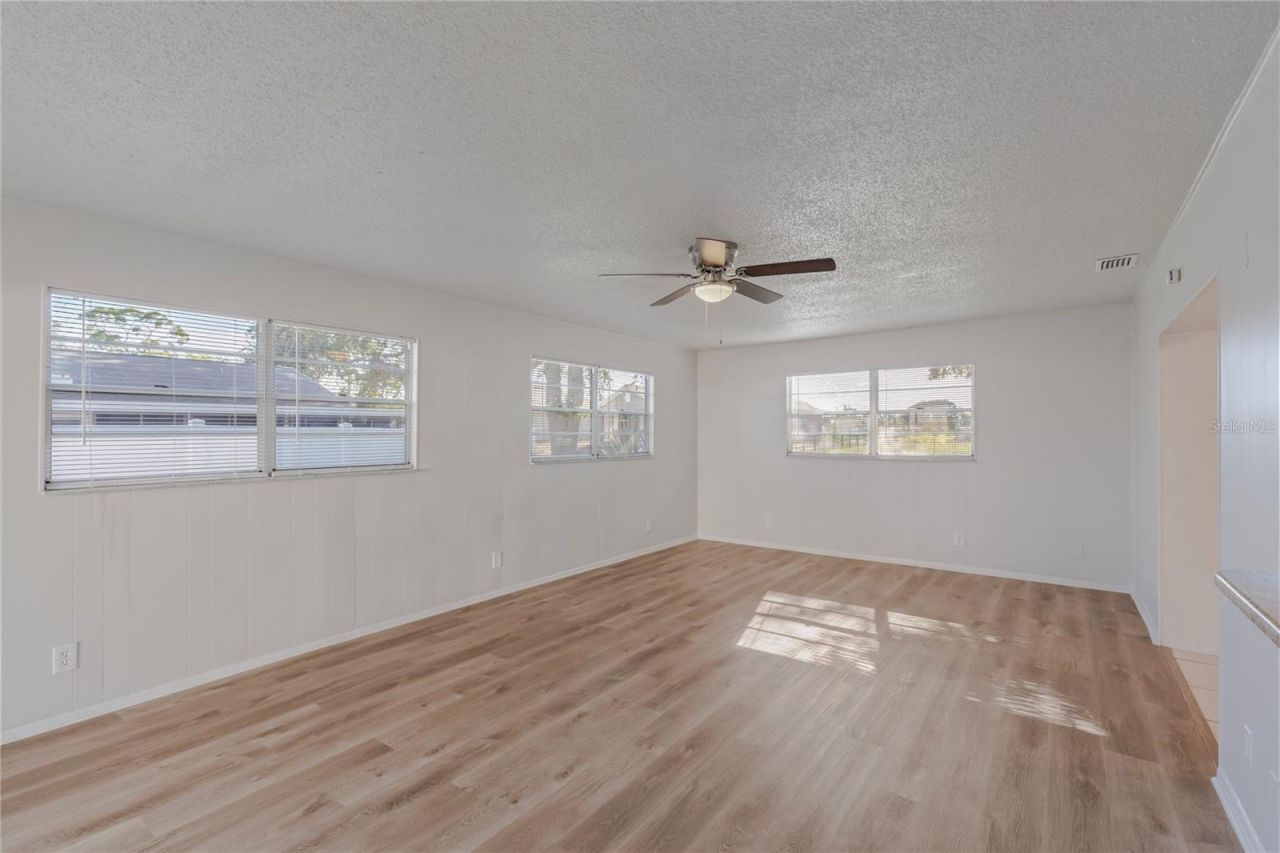 2813 20th Avenue W, Bradenton, FL 34205 Photo