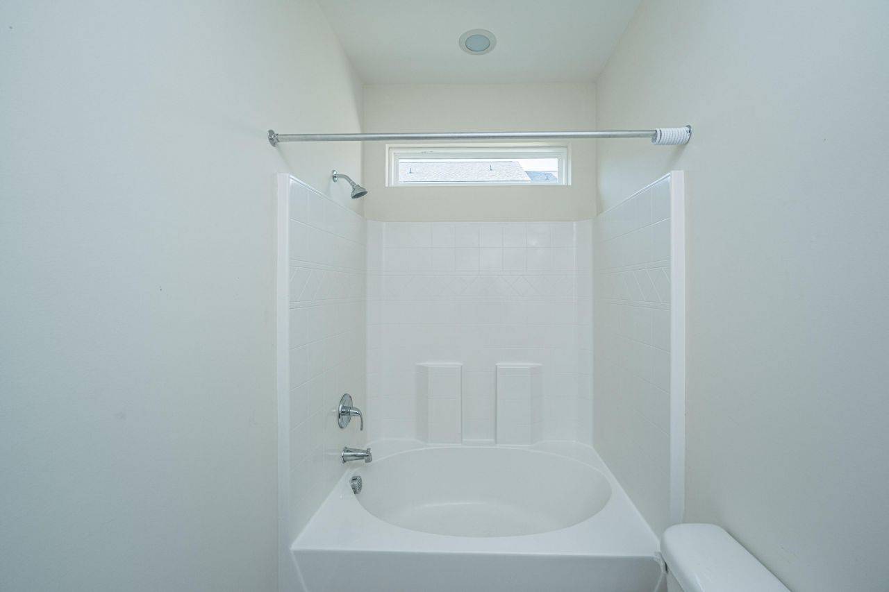 380 Flyway Road Photo 16