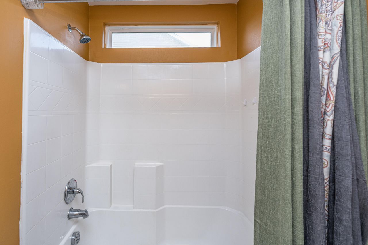 380 Flyway Road Photo 23