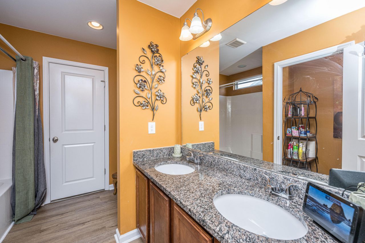 380 Flyway Road Photo 25