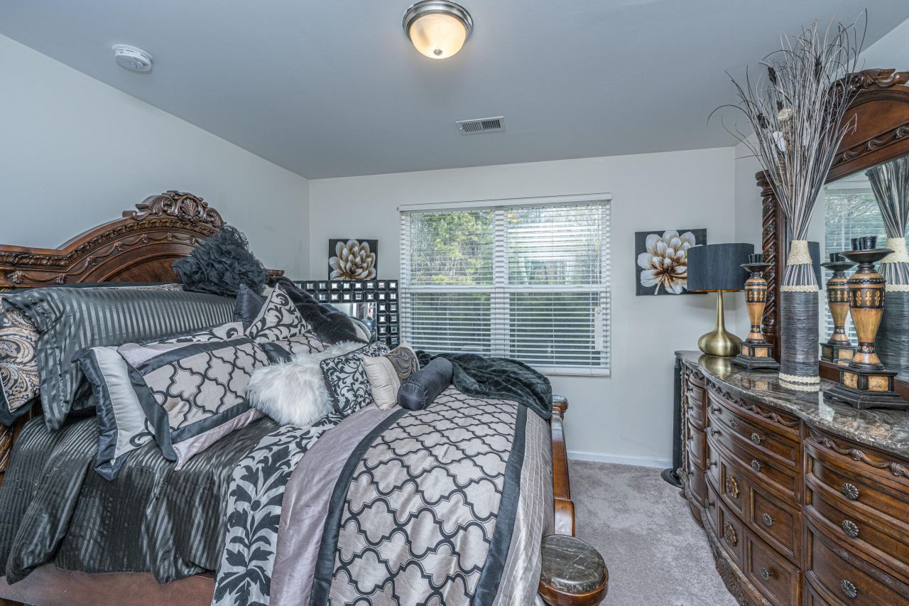 380 Flyway Road Photo 27