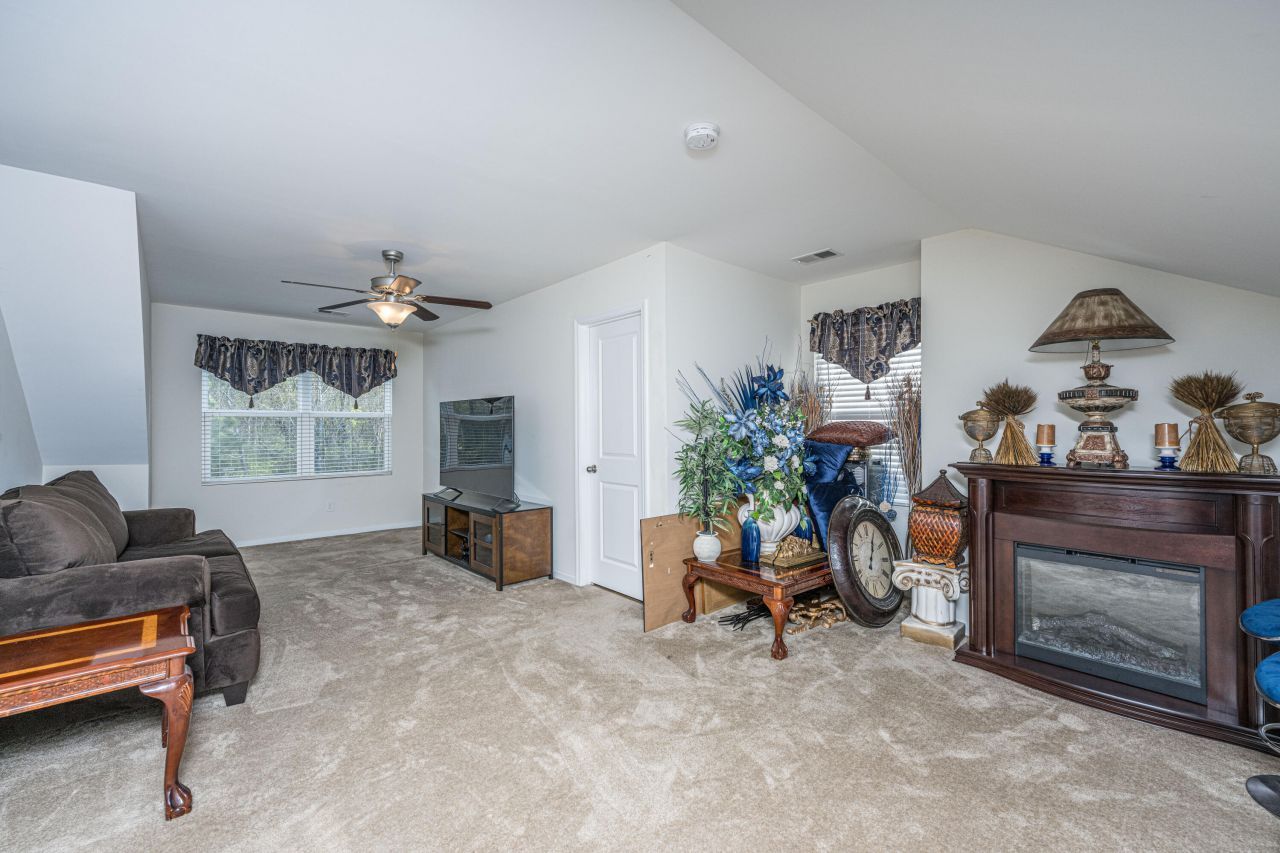 380 Flyway Road Photo 28