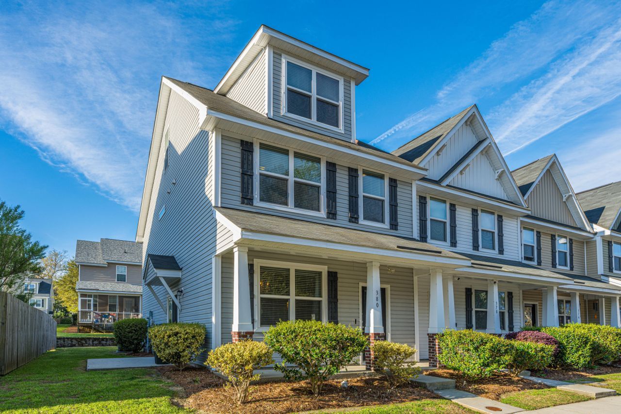 380 Flyway Road Photo 4