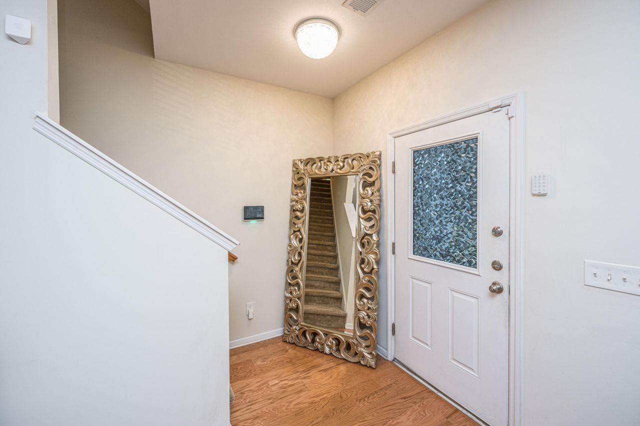 380 Flyway Road Photo 5