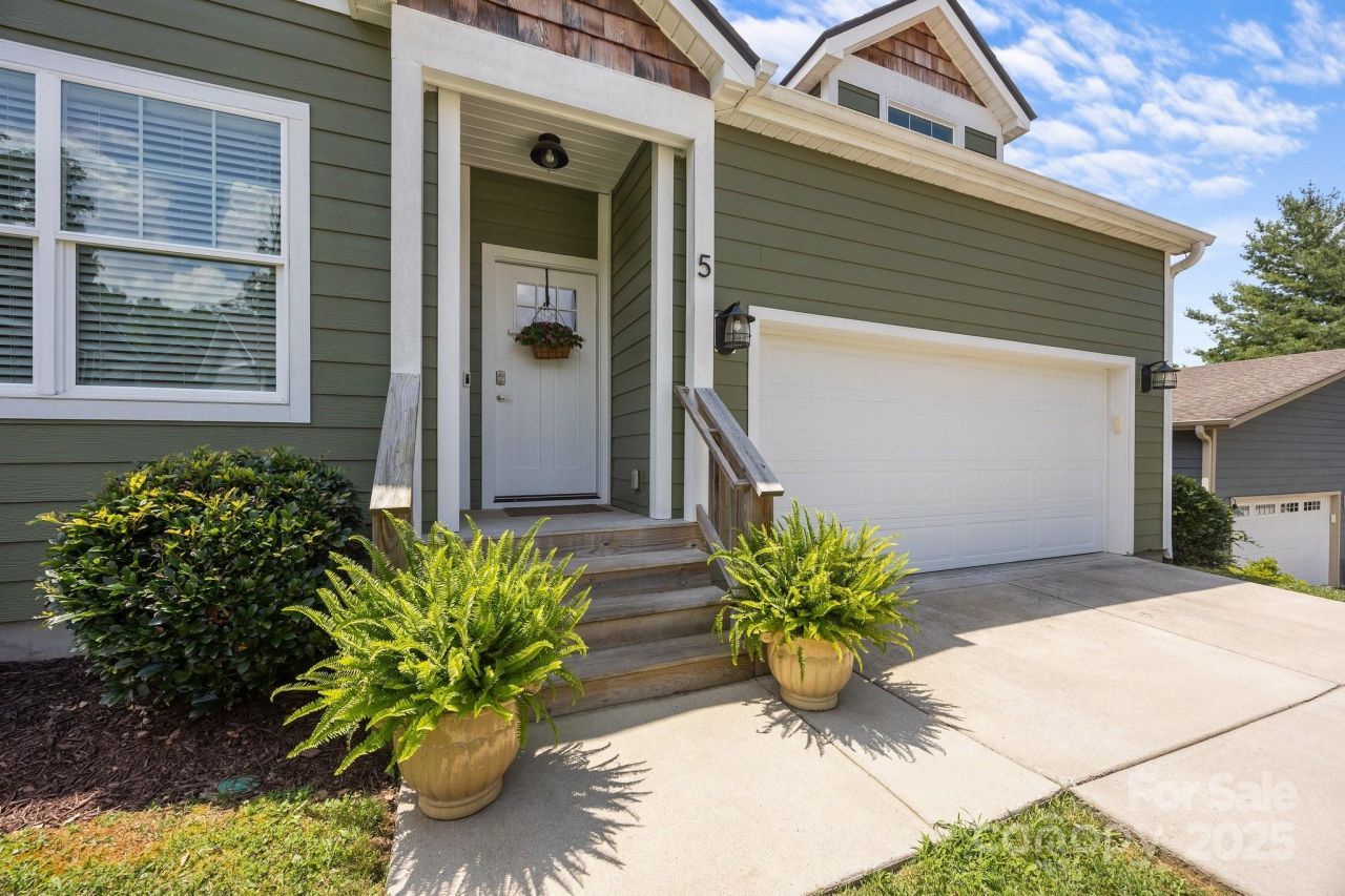 5 Meeting Street, Asheville, NC 28803 Main Photo