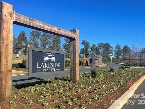 2169 Windom Peak Summit, Connelly Springs, NC 28612