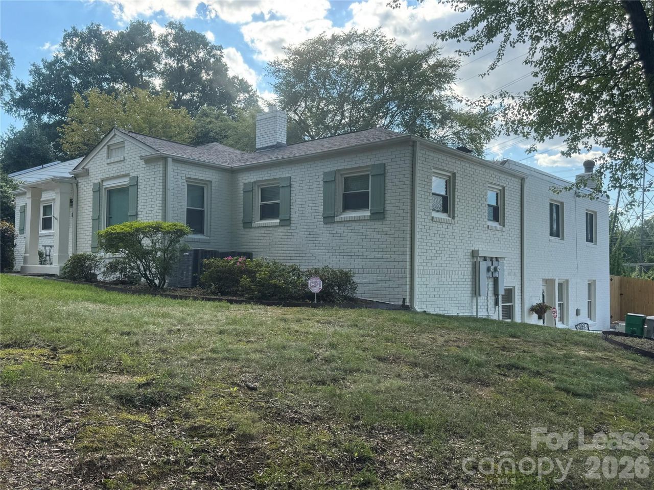 340 Hollis Road, Charlotte, NC 28209 Main Photo