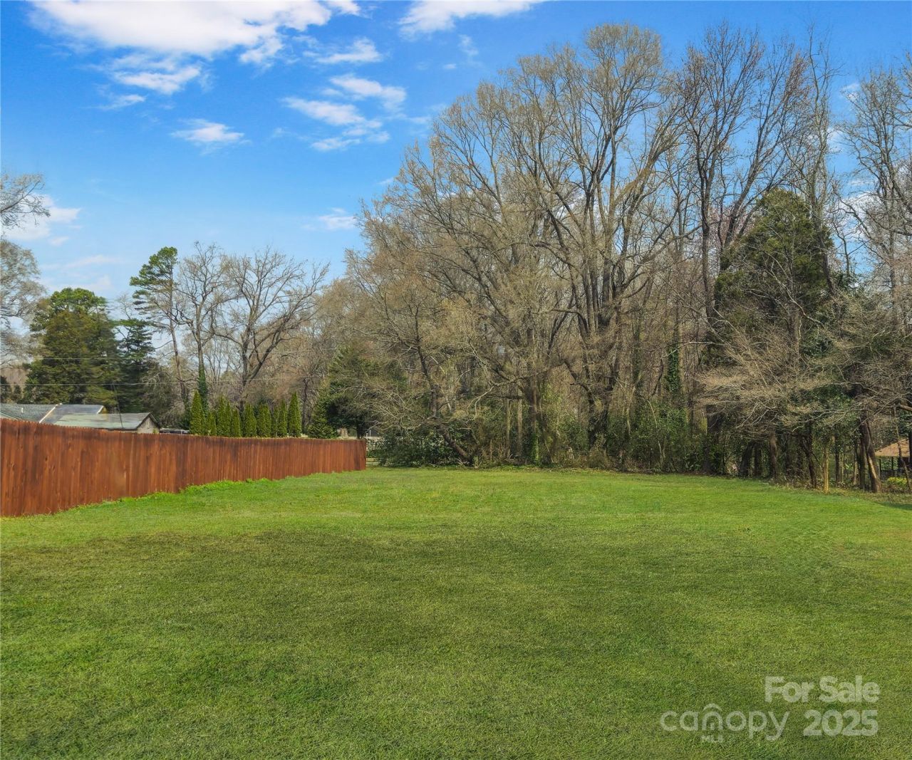 604 Touch Me Not Lane, Charlotte, NC 28216 Main Photo