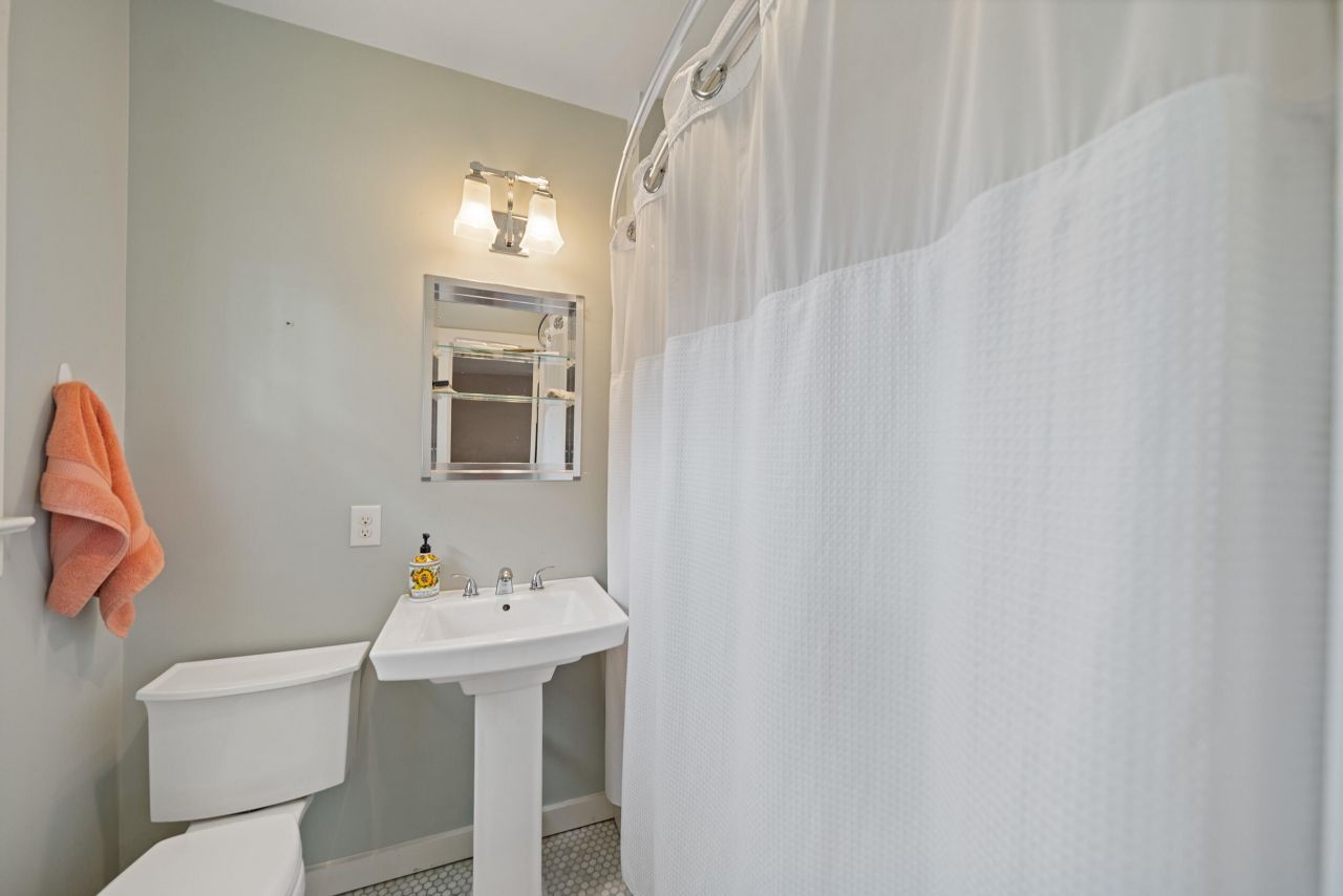 179 Azalea Avenue Photo 20