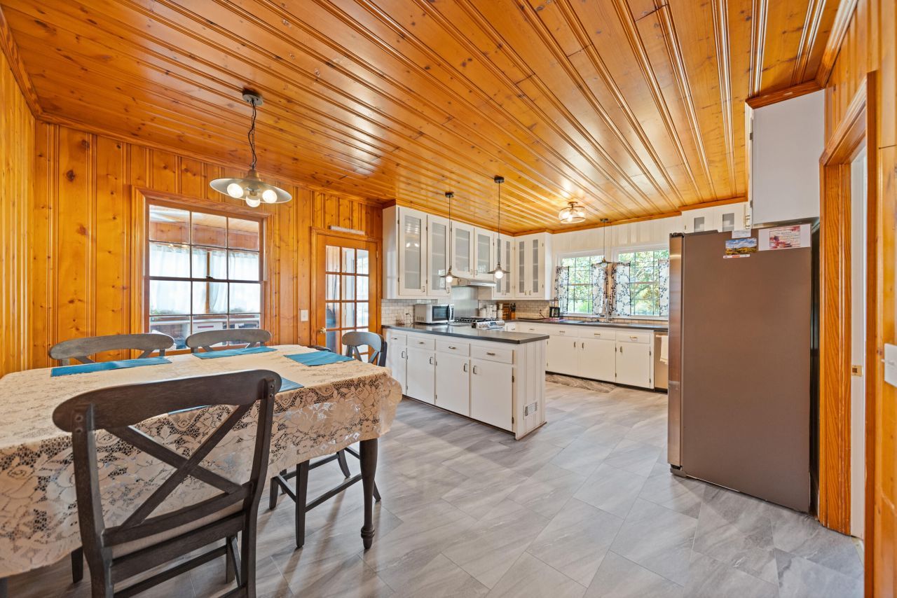 179 Azalea Avenue Photo 8