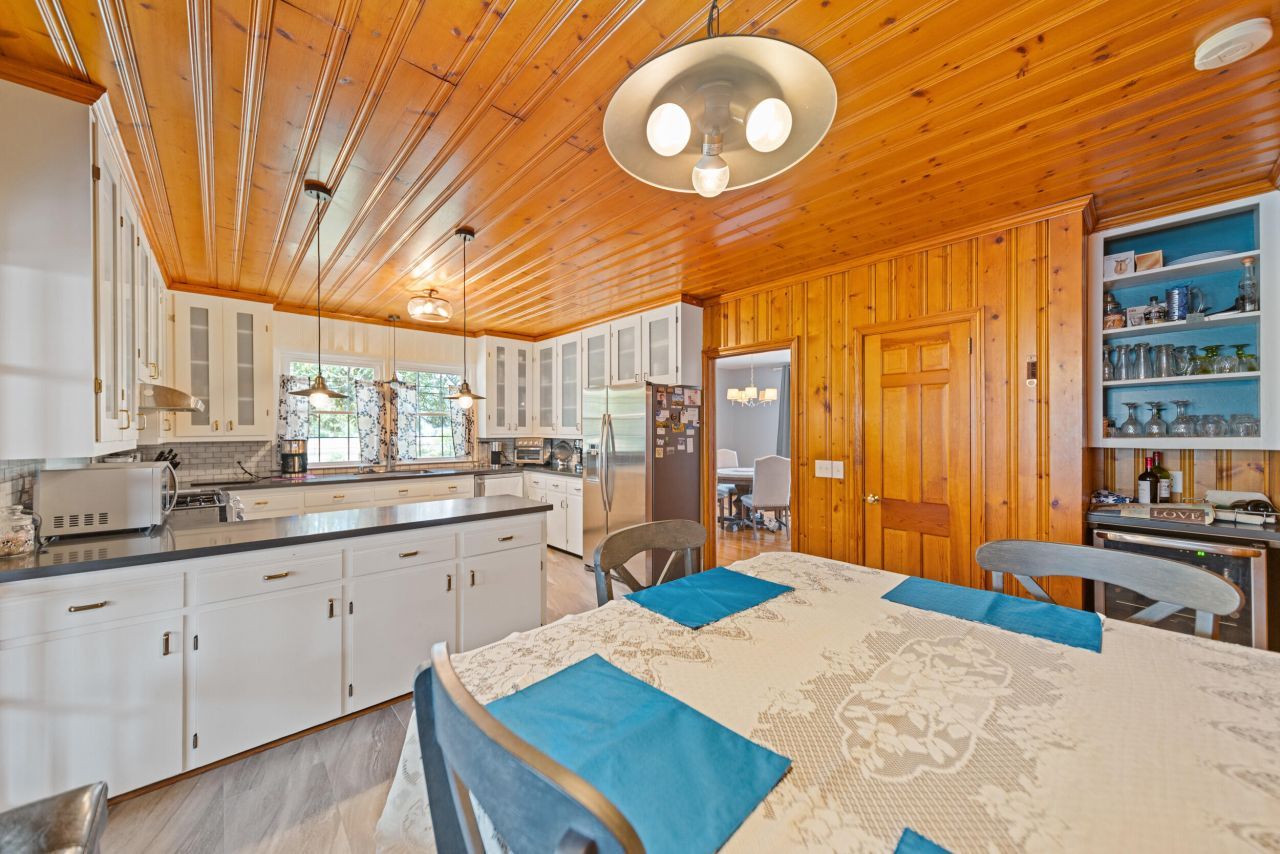 179 Azalea Avenue Photo 9