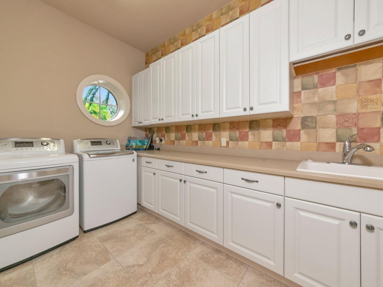 8305 Farington Court, Bradenton, FL 34202 Photo