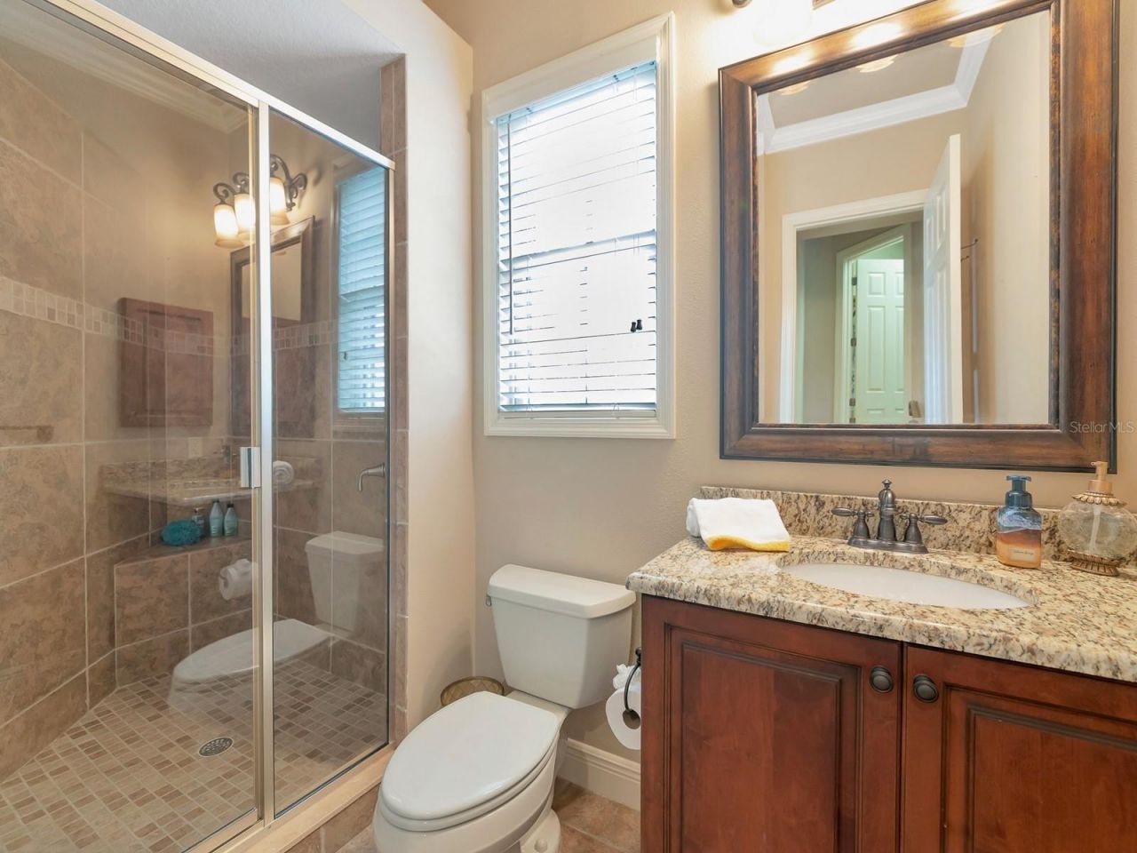 8305 Farington Court, Bradenton, FL 34202 Photo