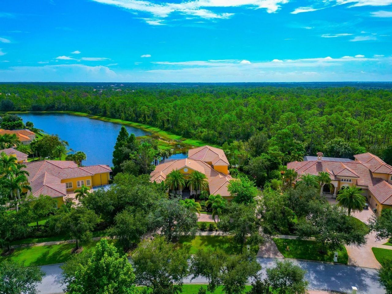 8305 Farington Court, Bradenton, FL 34202 Photo