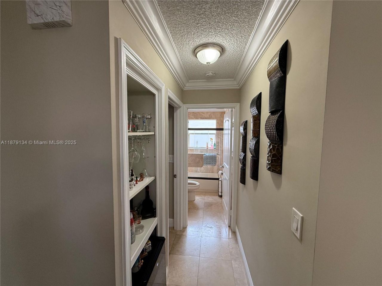 1040 Wilshire Cir W, Pembroke Pines, FL 33027 Photo